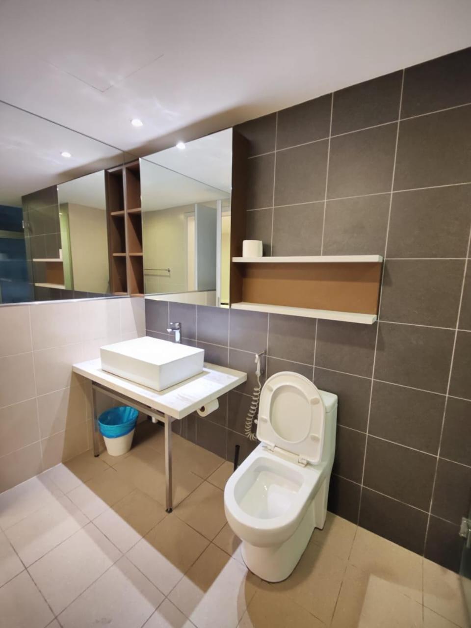 Mulberry Verve Suites Kl Mid Valley Kuala Lumpur Extérieur photo